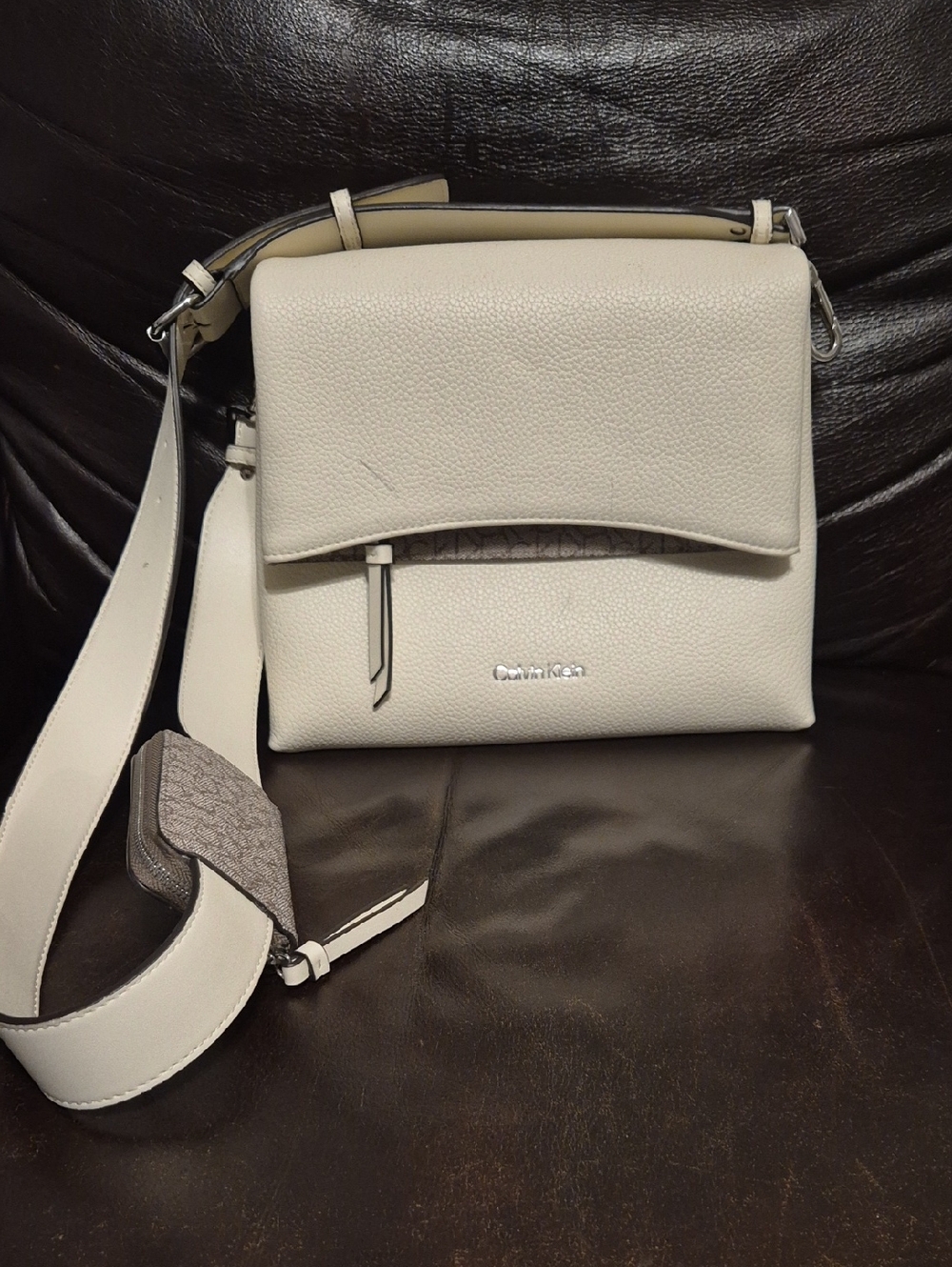 Calvin Klein Cream Leather Crossbody Messenger